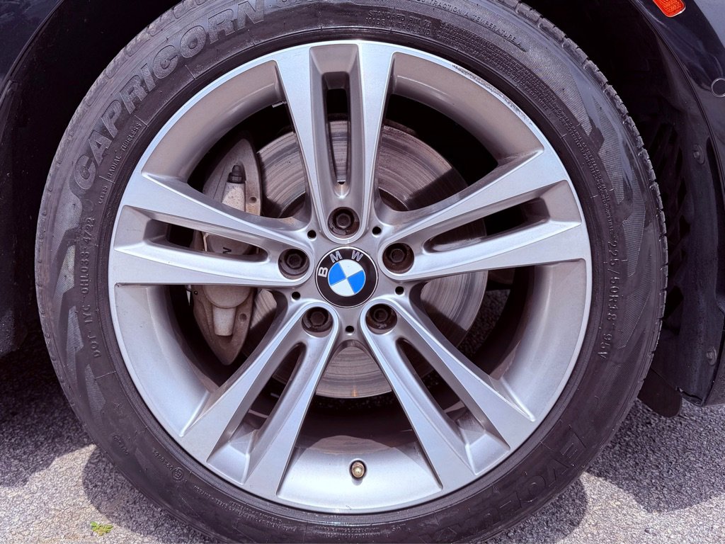Used 2015 BMW 335i Gran Turismo xDrive AWD/4WD image 40