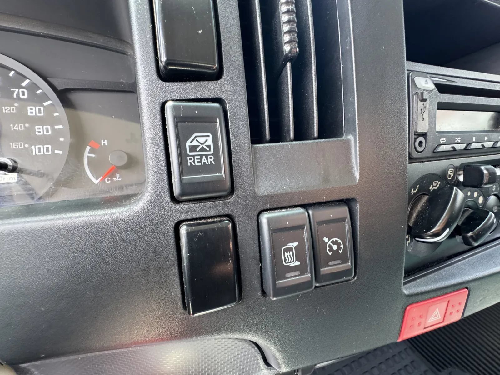 Used 2024 Isuzu NPR RWD image 24
