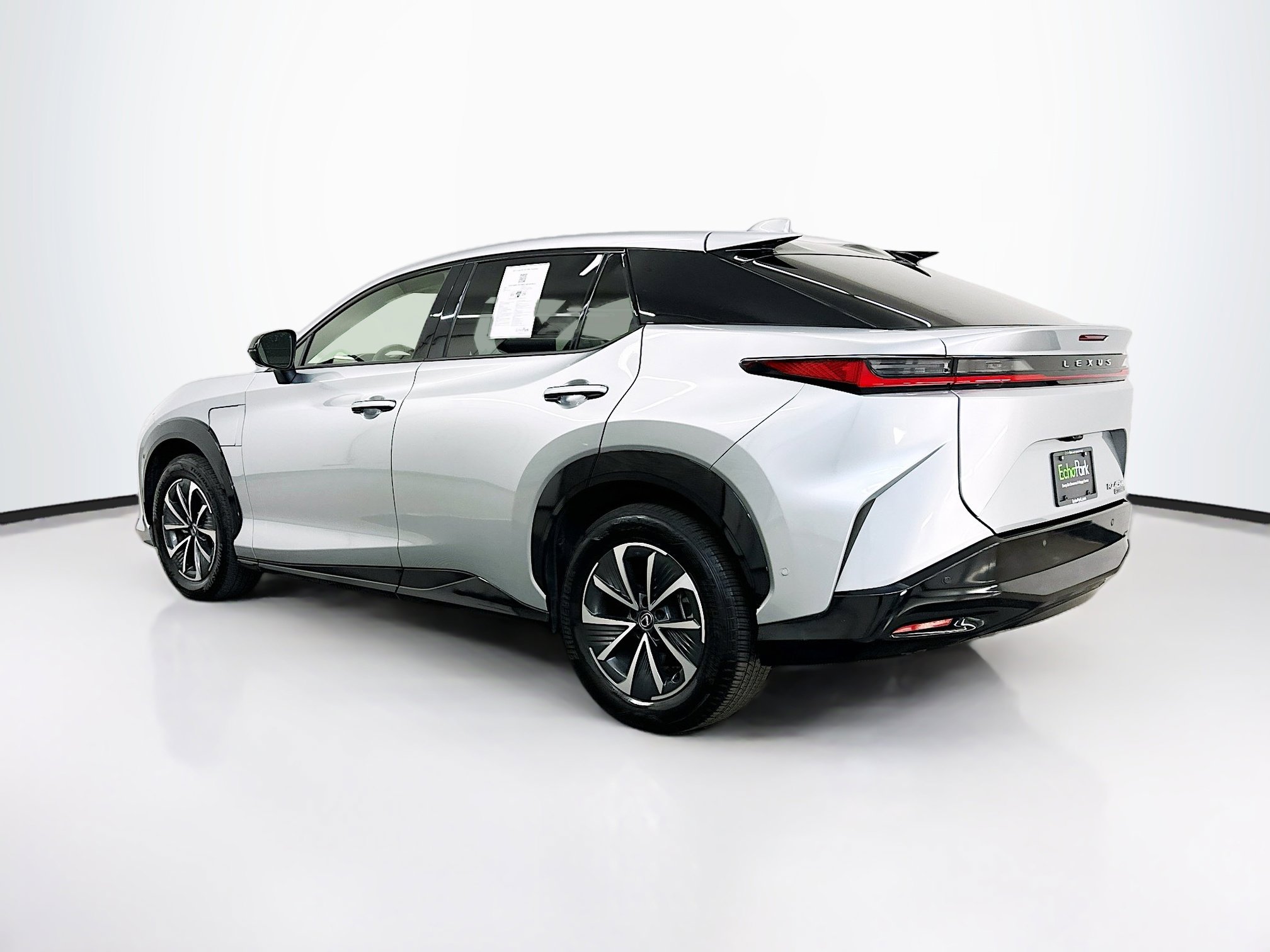 Used 2023 Lexus RZ 450e Premium w/ Technology Package AWD/4WD image 5