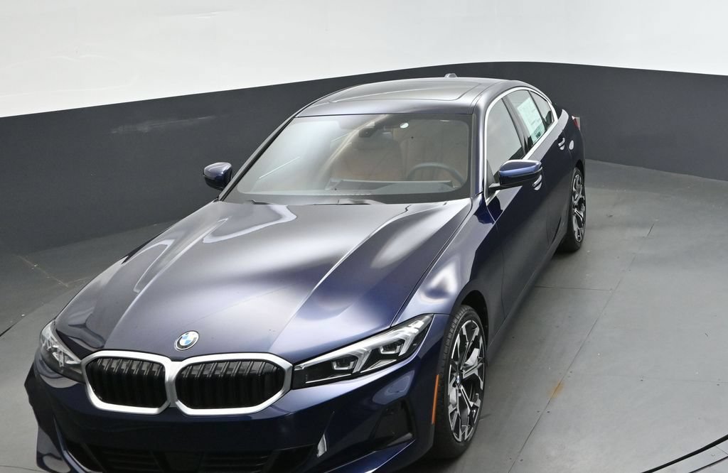 New 2026 BMW 330i Sedan w/ Convenience Package RWD image 30