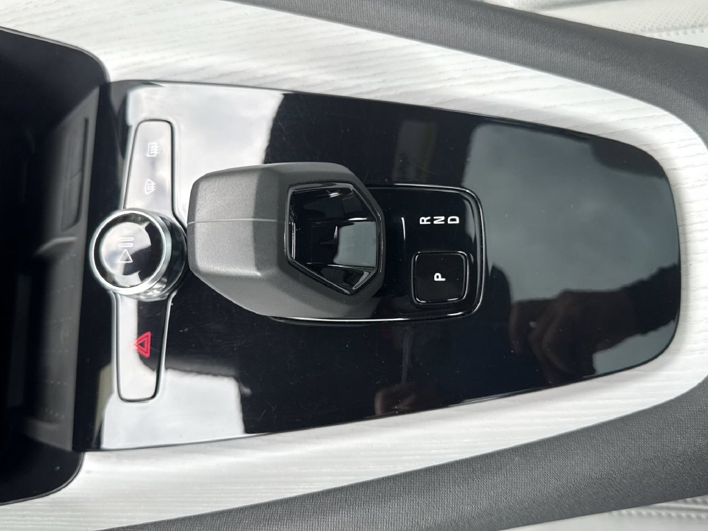 Used 2023 Polestar Polestar 2 AWD/4WD image 22