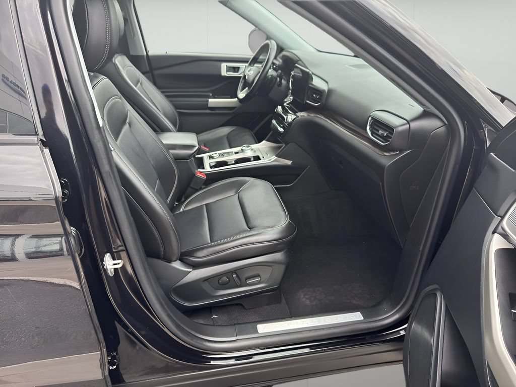 Used 2021 Ford Explorer Limited AWD/4WD image 10