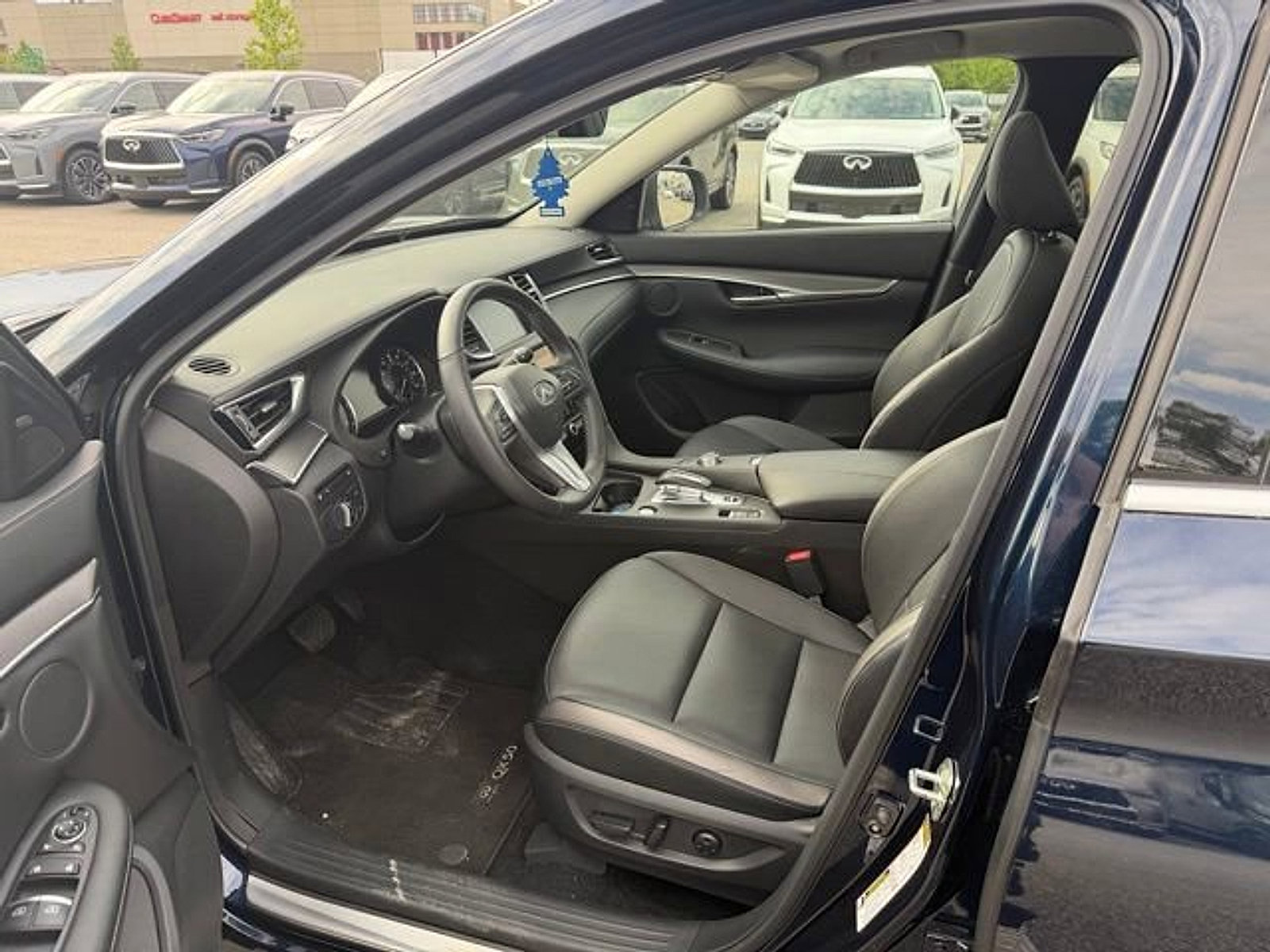 Certified 2023 INFINITI QX50 Luxe AWD/4WD image 6