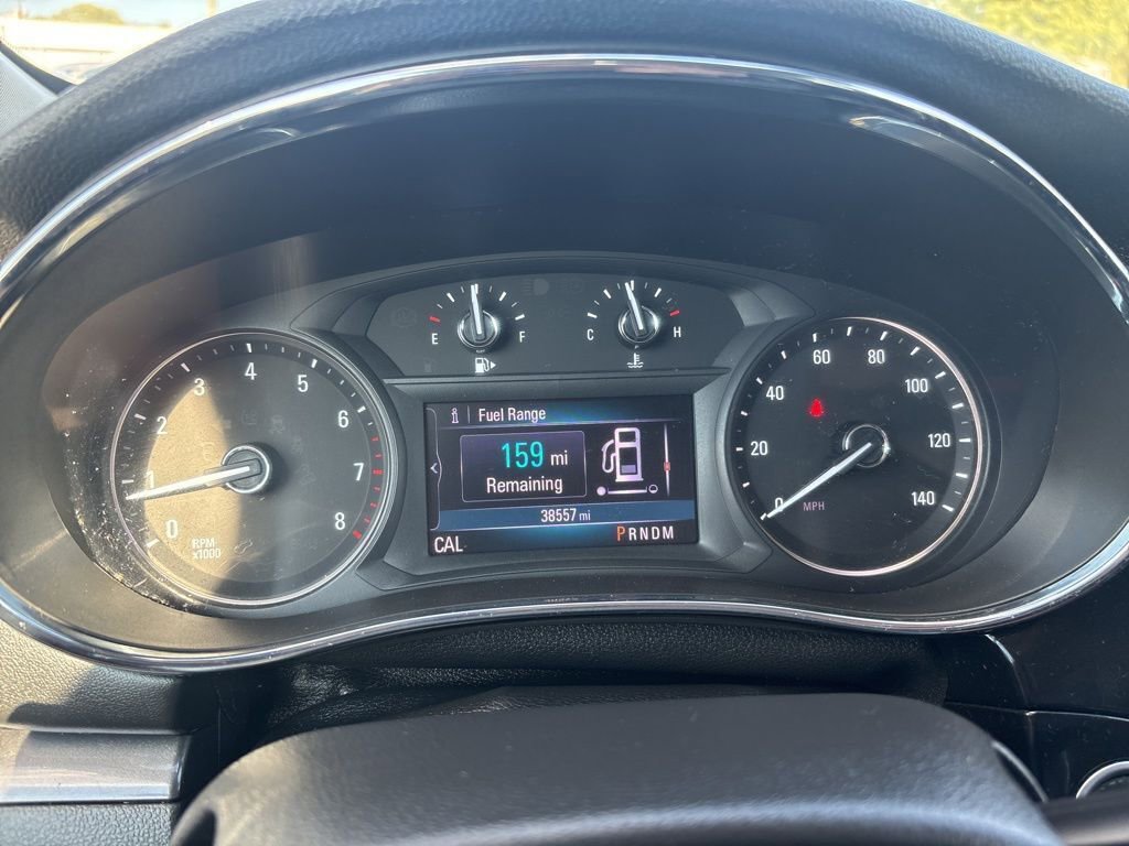 Used 2021 Buick Encore Preferred image 34