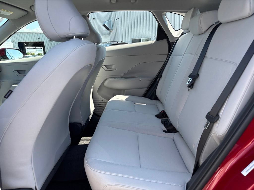 New 2027 Hyundai Kona SE AWD/4WD image 11