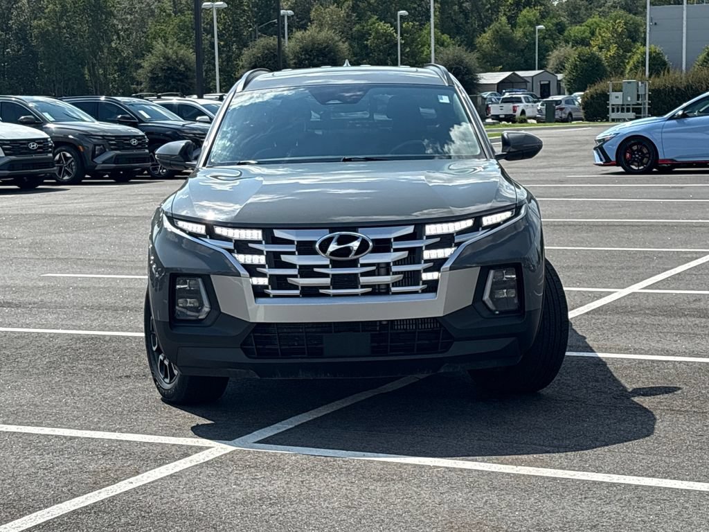 Used 2023 Hyundai Santa Cruz SEL Premium AWD/4WD image 2