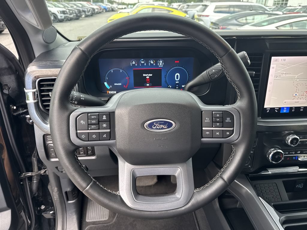 Used 2025 Ford F350 Lariat w/ Lariat Ultimate Package AWD/4WD image 26
