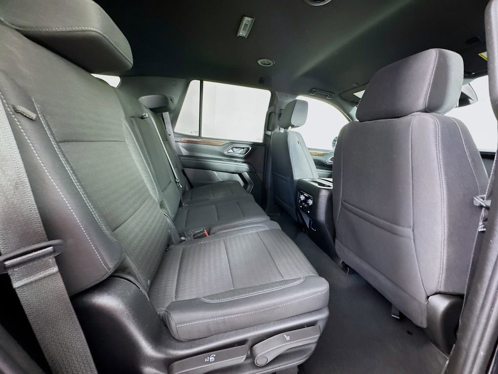 Used 2024 GMC Yukon SLE image 30