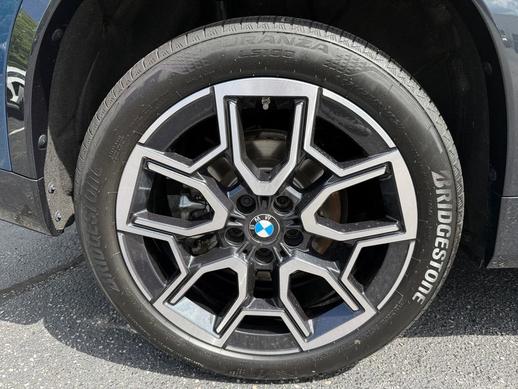 Certified 2026 BMW X1 xDrive28i w/ Technology Package AWD/4WD image 17
