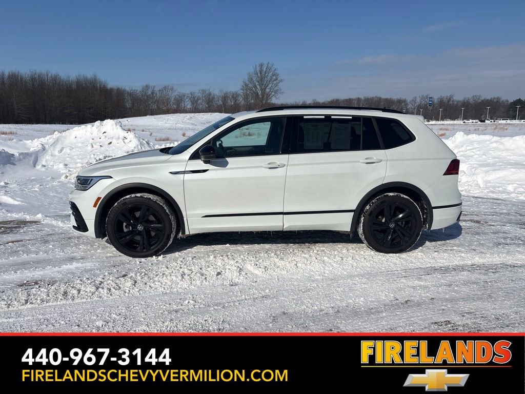 Used 2023 Volkswagen Tiguan SE R-Line image 6