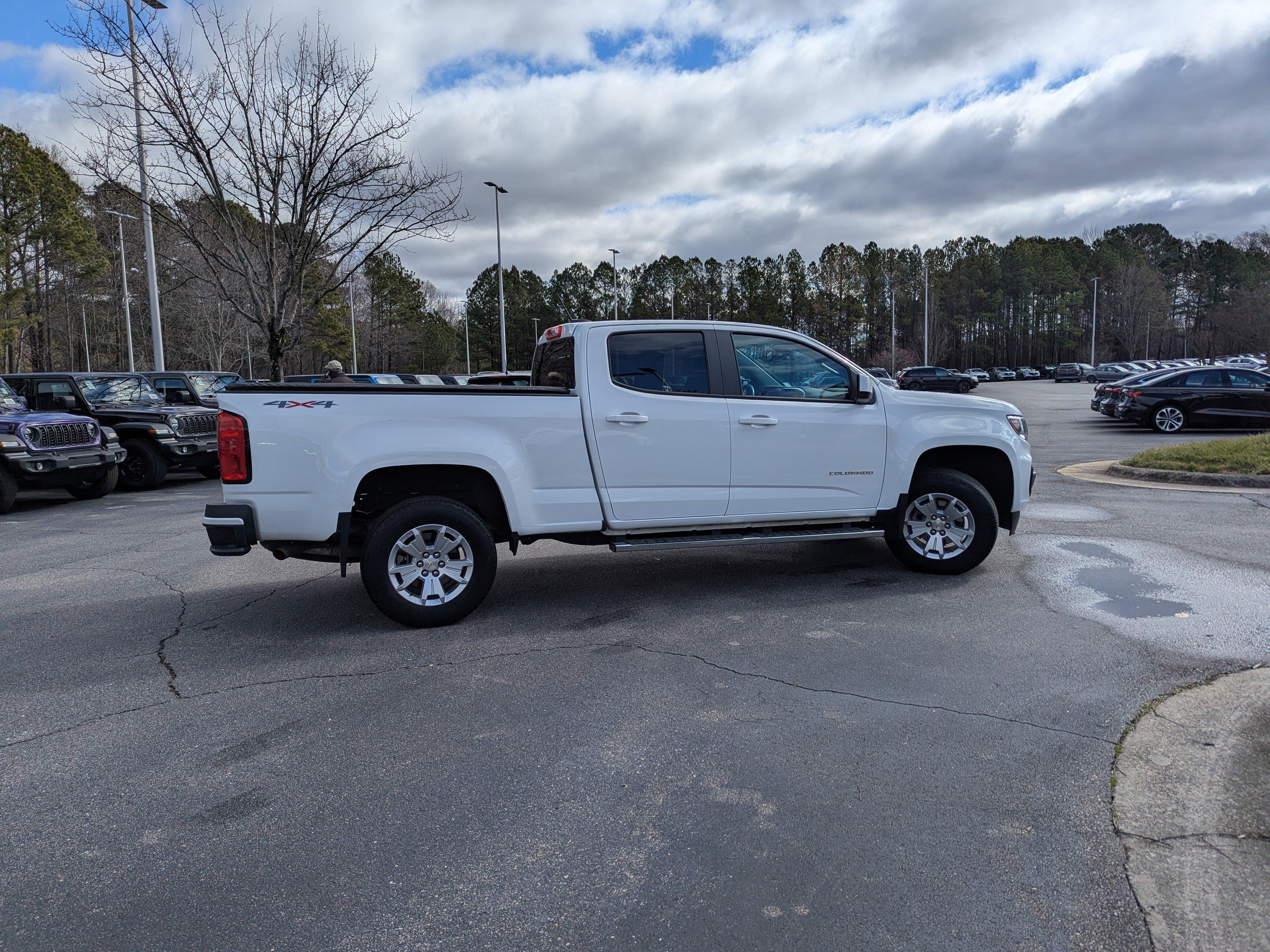 Used 2022 Chevrolet Colorado LT image 4