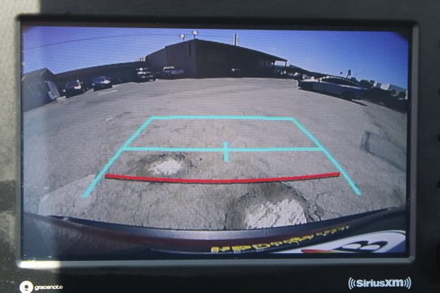 Used 2022 Toyota RAV4 XLE FWD image 27