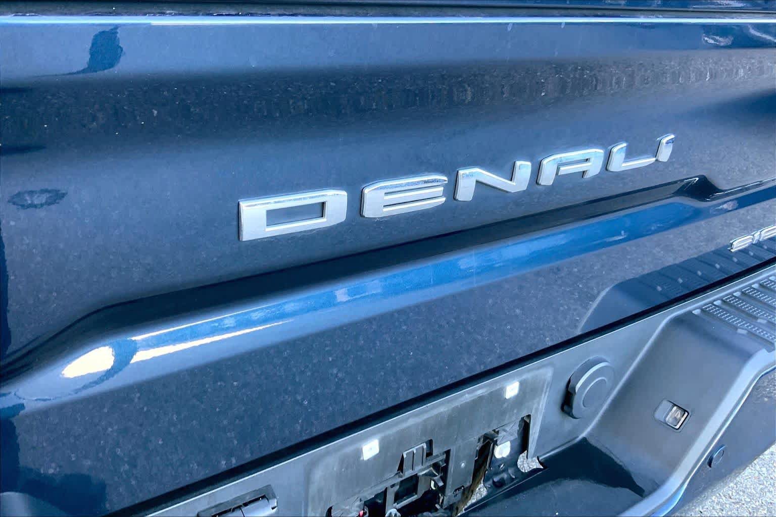 Used 2023 GMC Sierra 1500 Denali w/ Denali Reserve Package AWD/4WD image 28