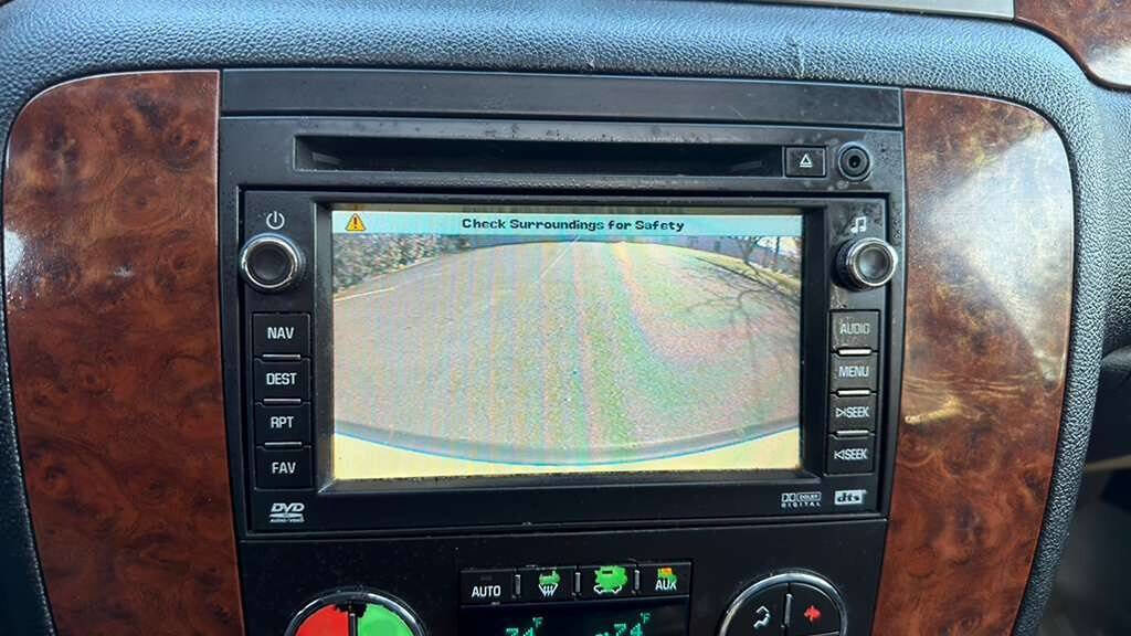 Used 2007 Chevrolet Tahoe LTZ w/ LTZ Preferred Equipment Group image 19