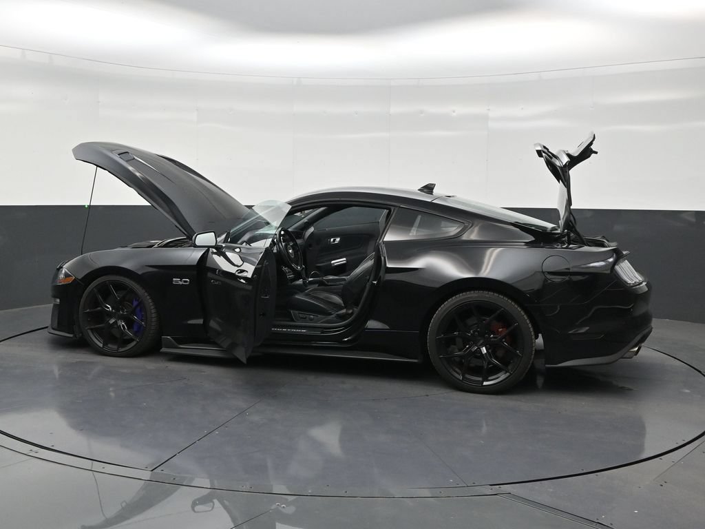 Used 2021 Ford Mustang GT Premium w/ GT Performance Package RWD image 29