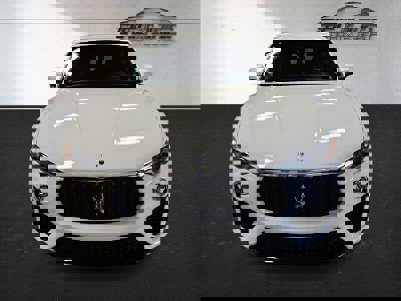 Used 2023 Maserati Levante Modena image 6
