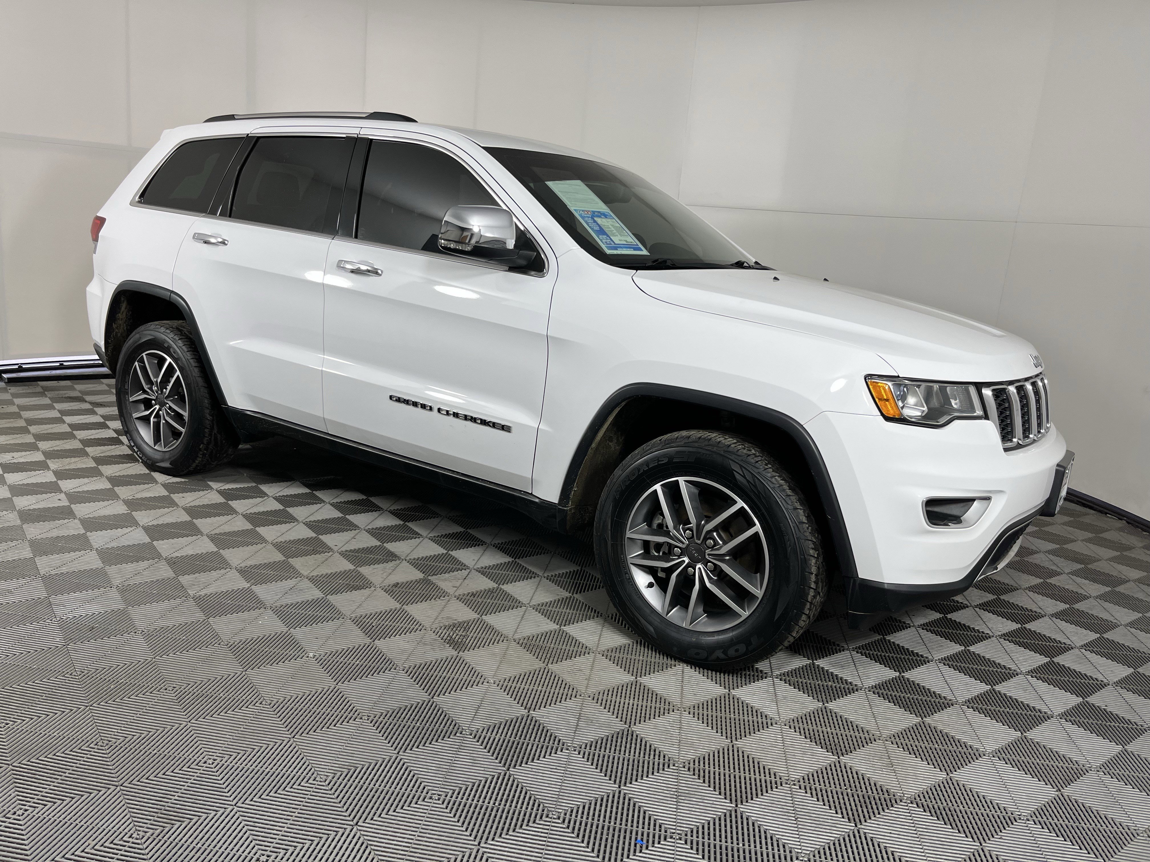 Used 2021 Jeep Grand Cherokee Limited w/ Luxury Group II AWD/4WD image 7