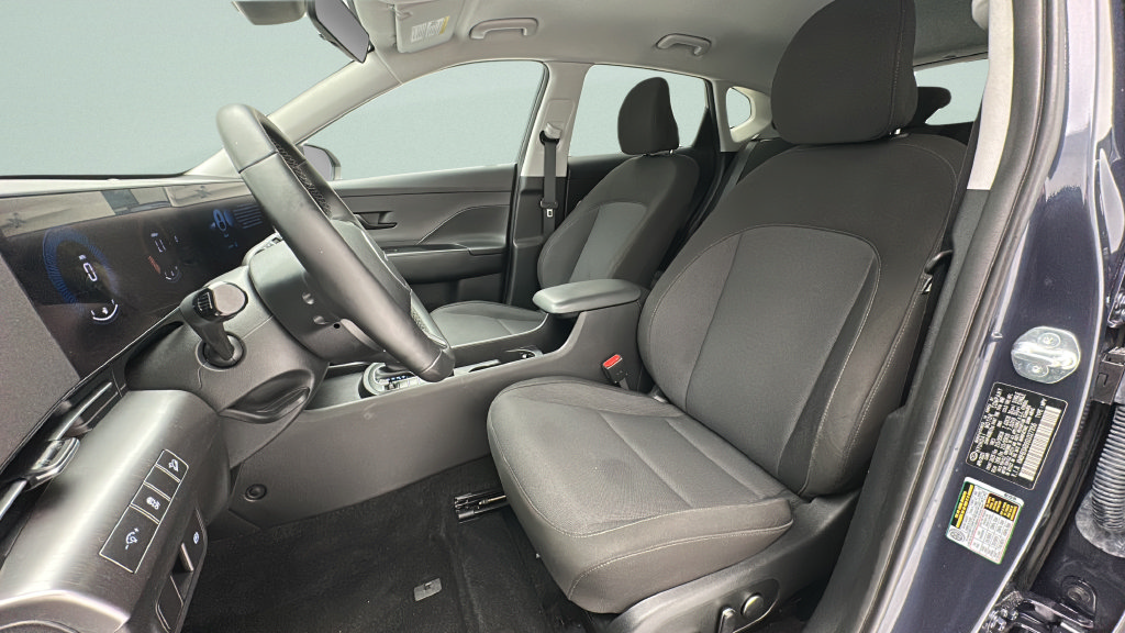 Used 2025 Hyundai Kona SEL FWD image 13