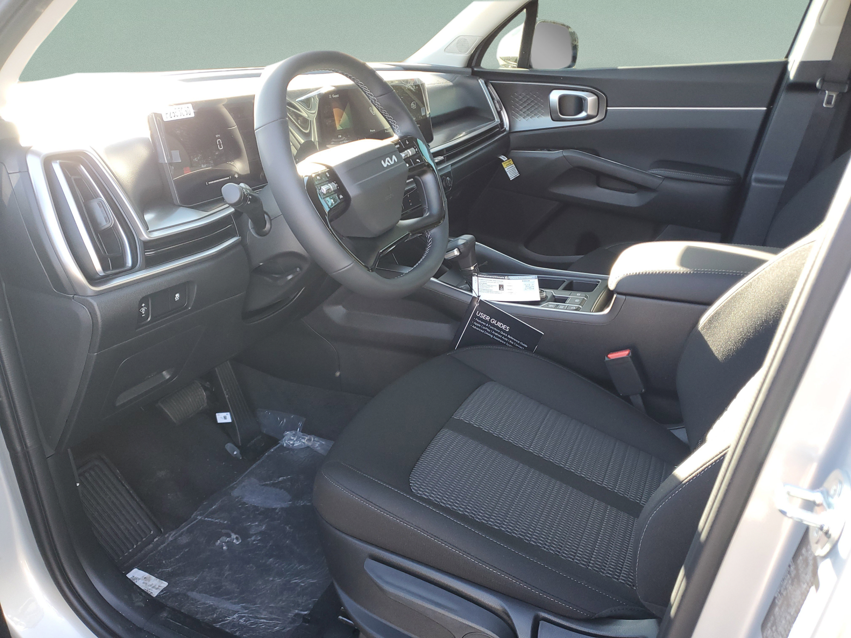 New 2026 Kia Sorento LX FWD image 16