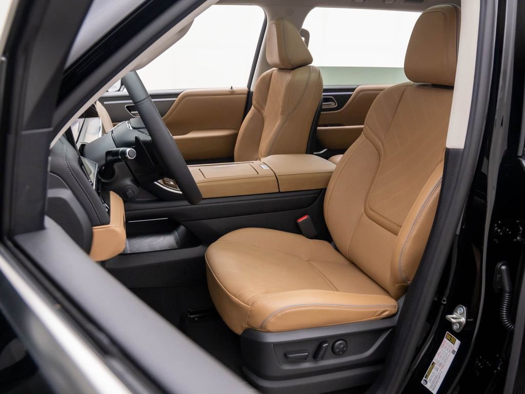 New 2026 INFINITI QX80 Luxe w/ Cargo Package image 15