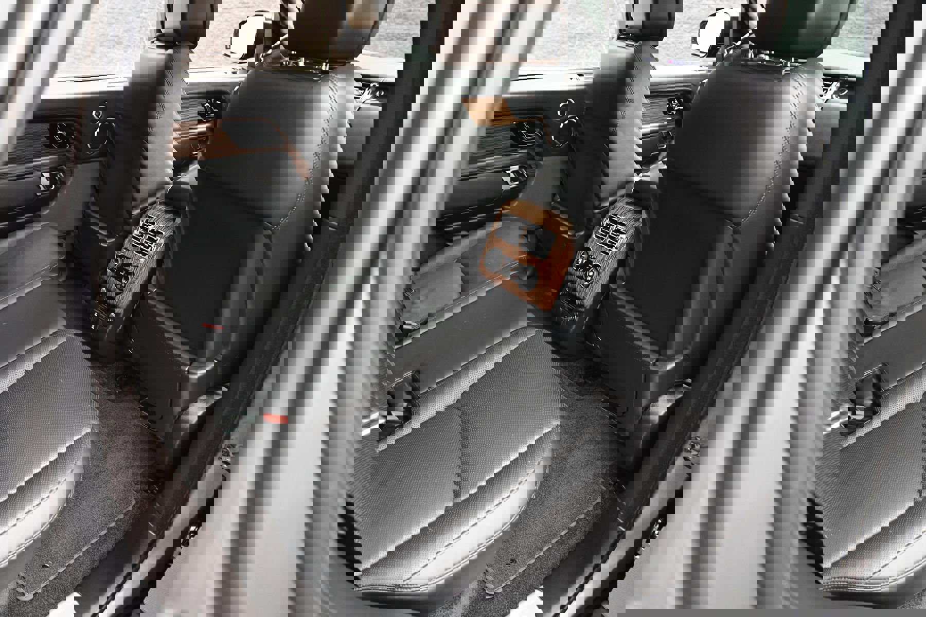 Used 2019 Land Rover Range Rover HSE image 19