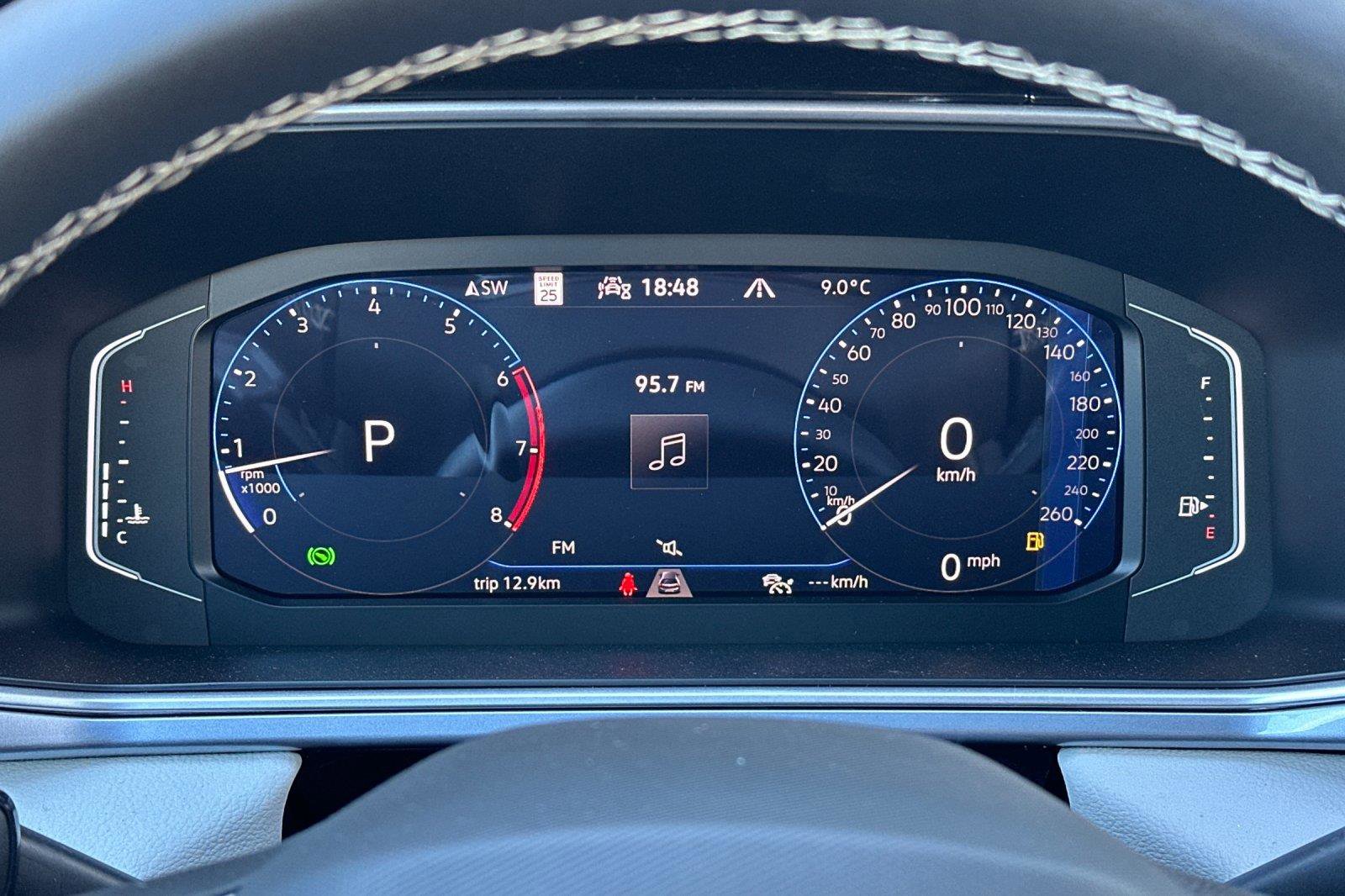 New 2026 Volkswagen Taos SEL image 24