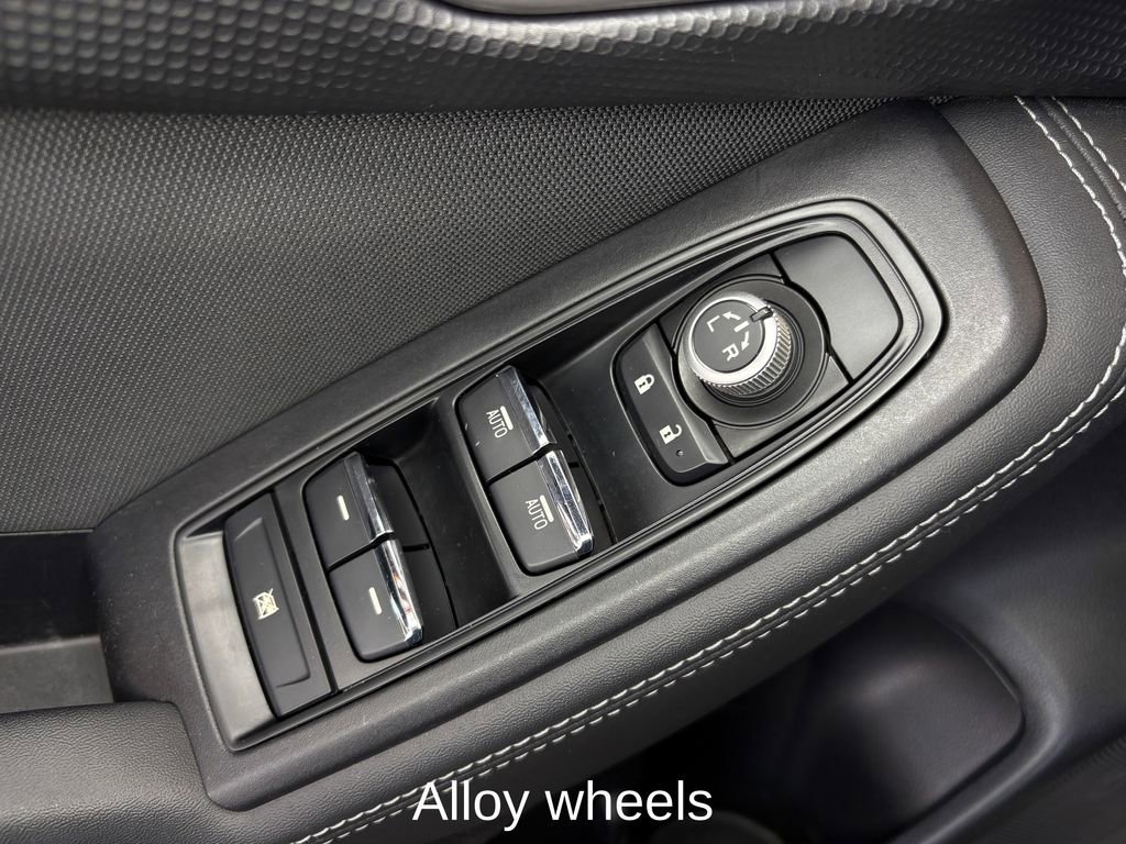 Used 2020 Subaru Forester Premium AWD/4WD image 11