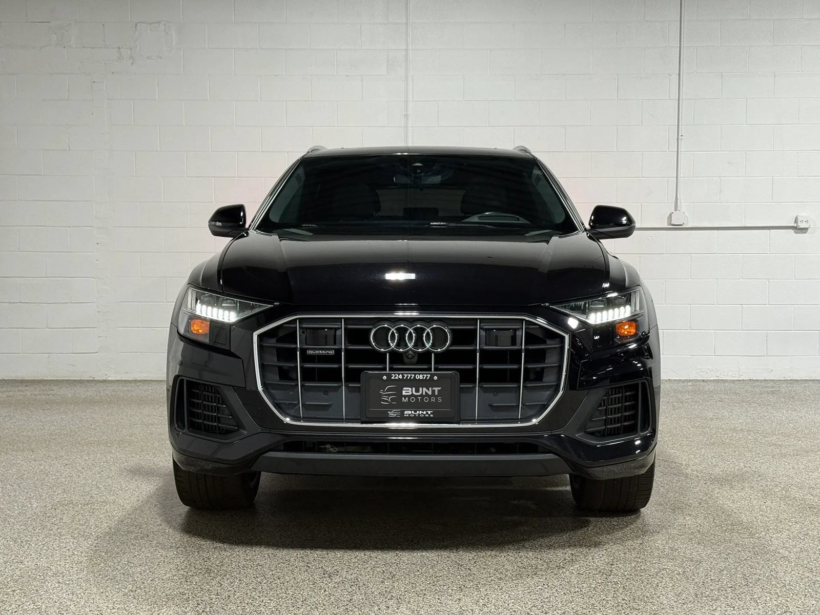 Used 2019 Audi Q8 Prestige AWD/4WD image 3