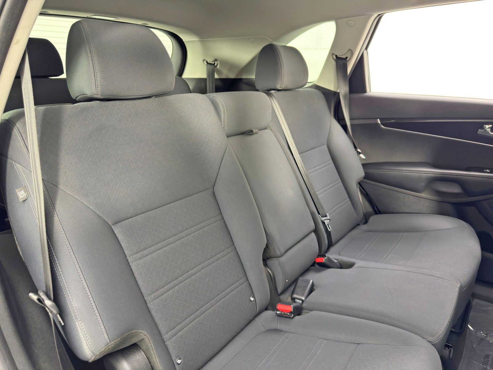 Used 2019 Kia Sorento LX w/ LX Convenience Package image 36