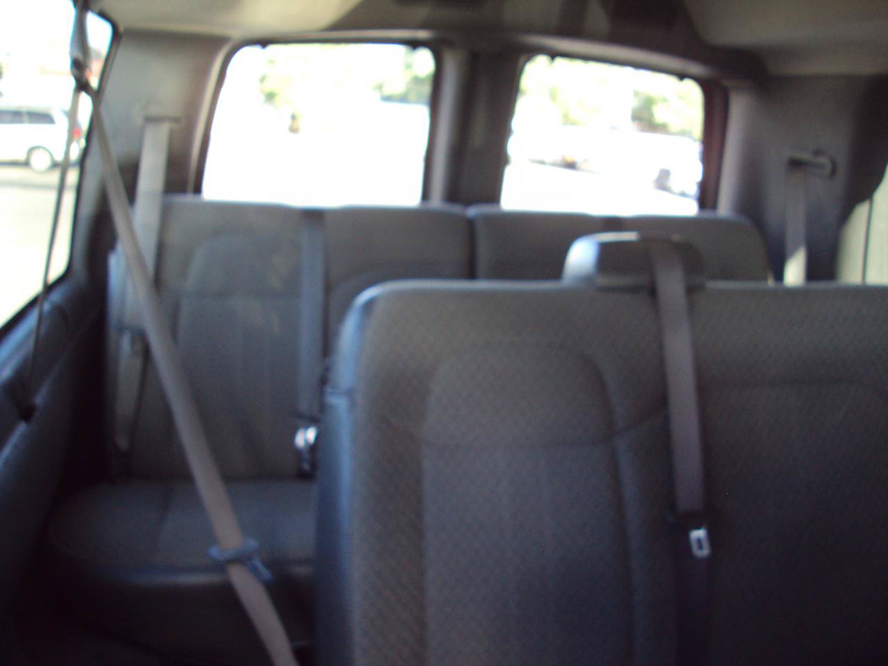 Used 2017 Chevrolet Express 3500 LT w/ LT Preferred Equipment Group RWD image 13