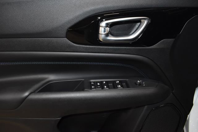 New 2026 Jeep Compass Latitude image 24