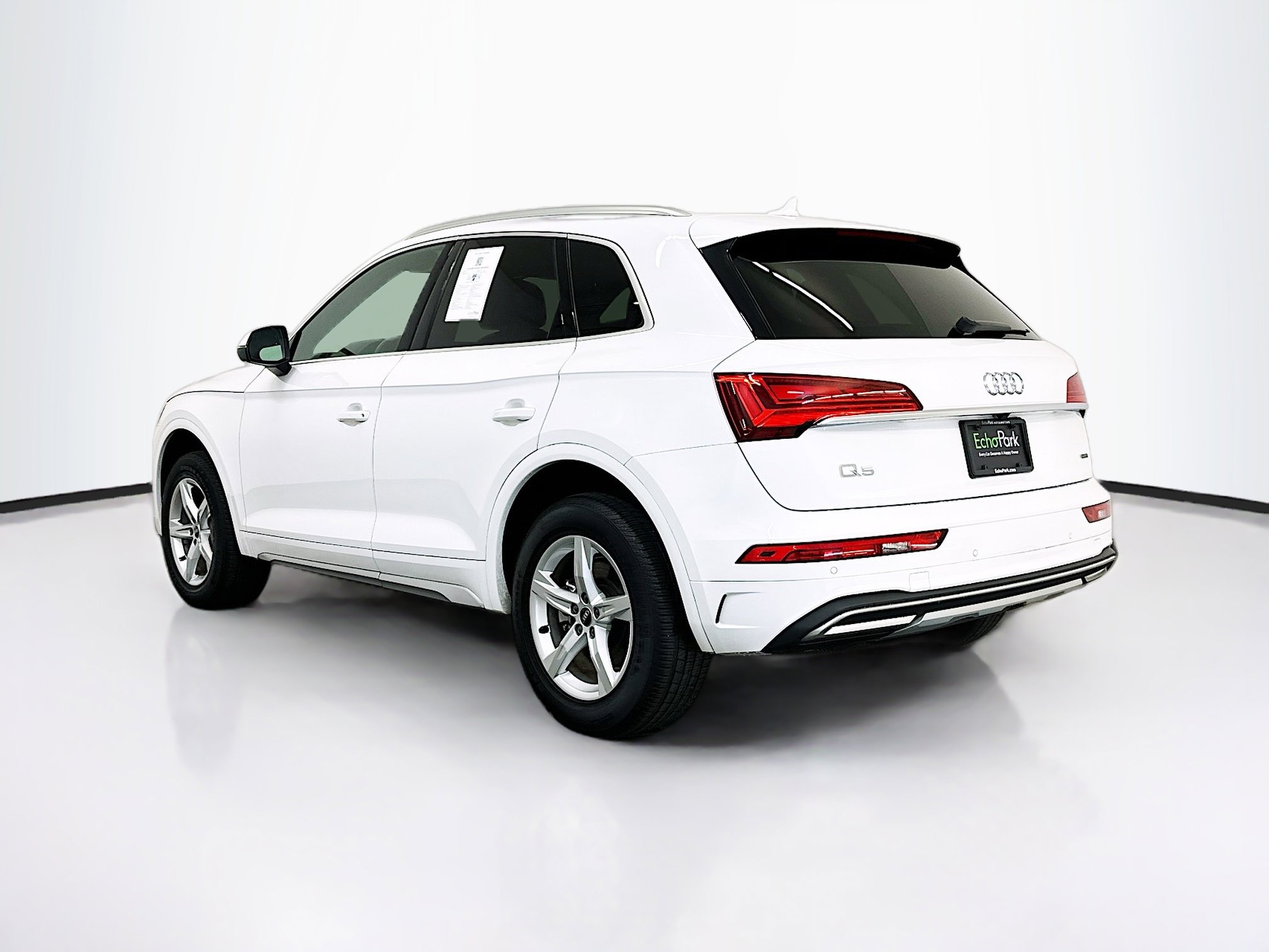 Used 2023 Audi Q5 2.0T Premium w/ Convenience Package AWD/4WD image 5