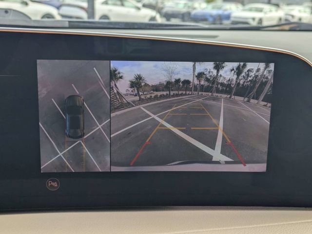 Used 2025 Cadillac XT4 Premium Luxury FWD image 21