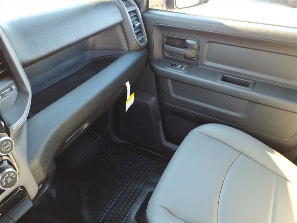 New 2026 RAM 3500 Tradesman image 17