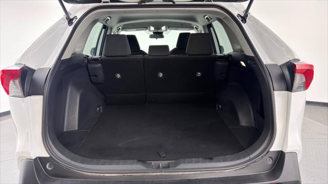 Used 2025 Toyota RAV4 LE FWD image 18