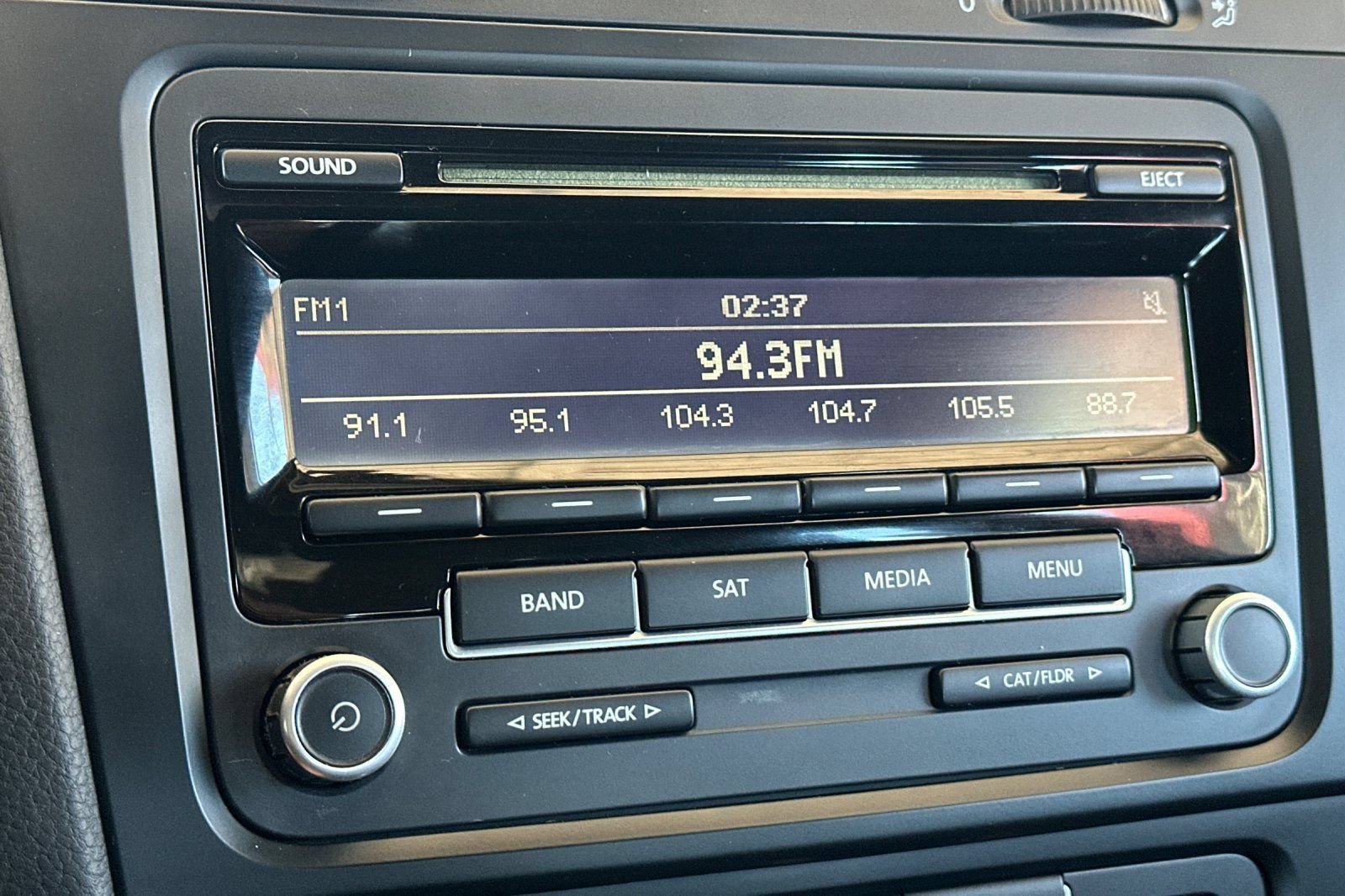 Used 2013 Volkswagen GTI Wolfsburg Edition FWD image 19