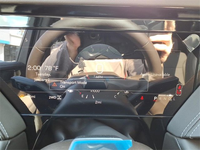 New 2026 GMC Yukon XL Elevation w/ Elevation Premium Package image 17