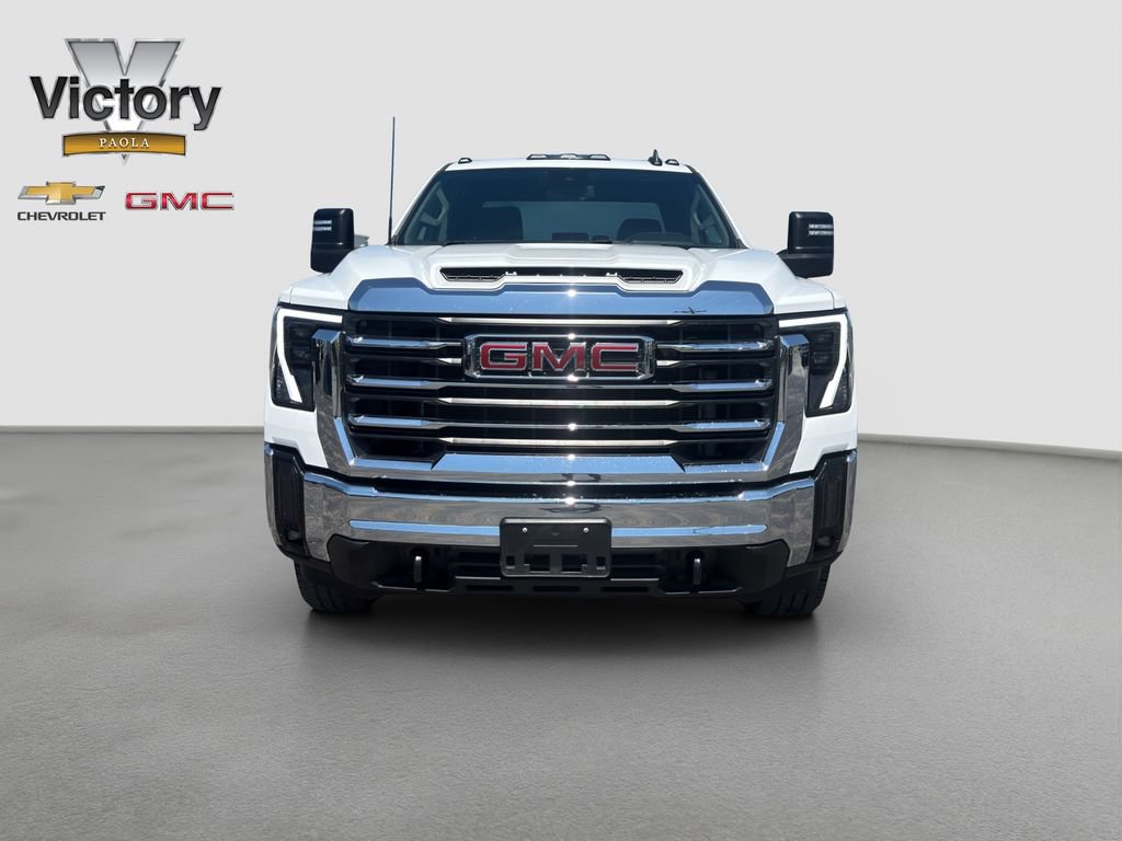 Used 2024 GMC Sierra 2500 SLE w/ SLE Value Package; AWD/4WD image 2