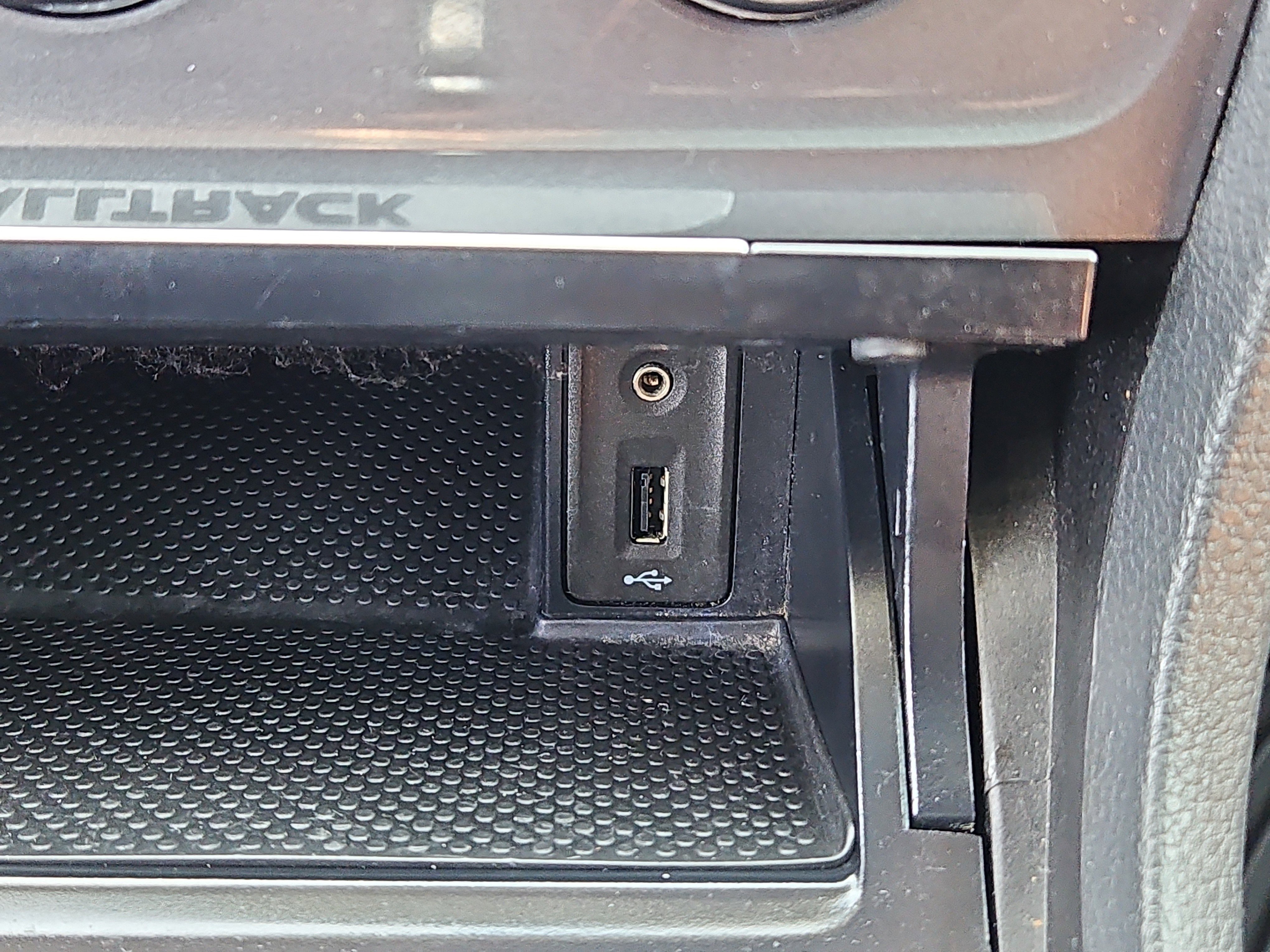 Used 2017 Volkswagen Golf Alltrack SE image 12