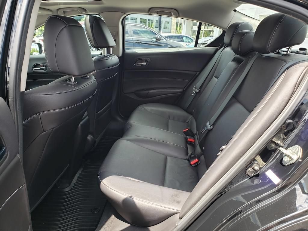 Used 2013 Acura ILX w/ Premium Package FWD image 26