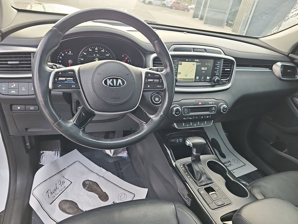 Used 2019 Kia Sorento EX w/ EX Touring Package image 20