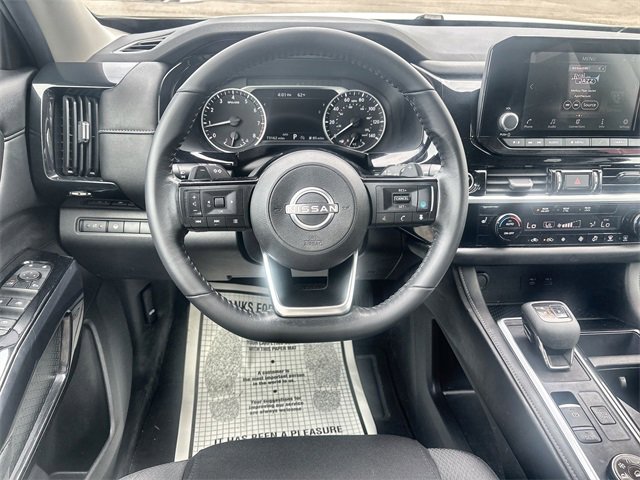 Certified 2022 Nissan Pathfinder SV image 44