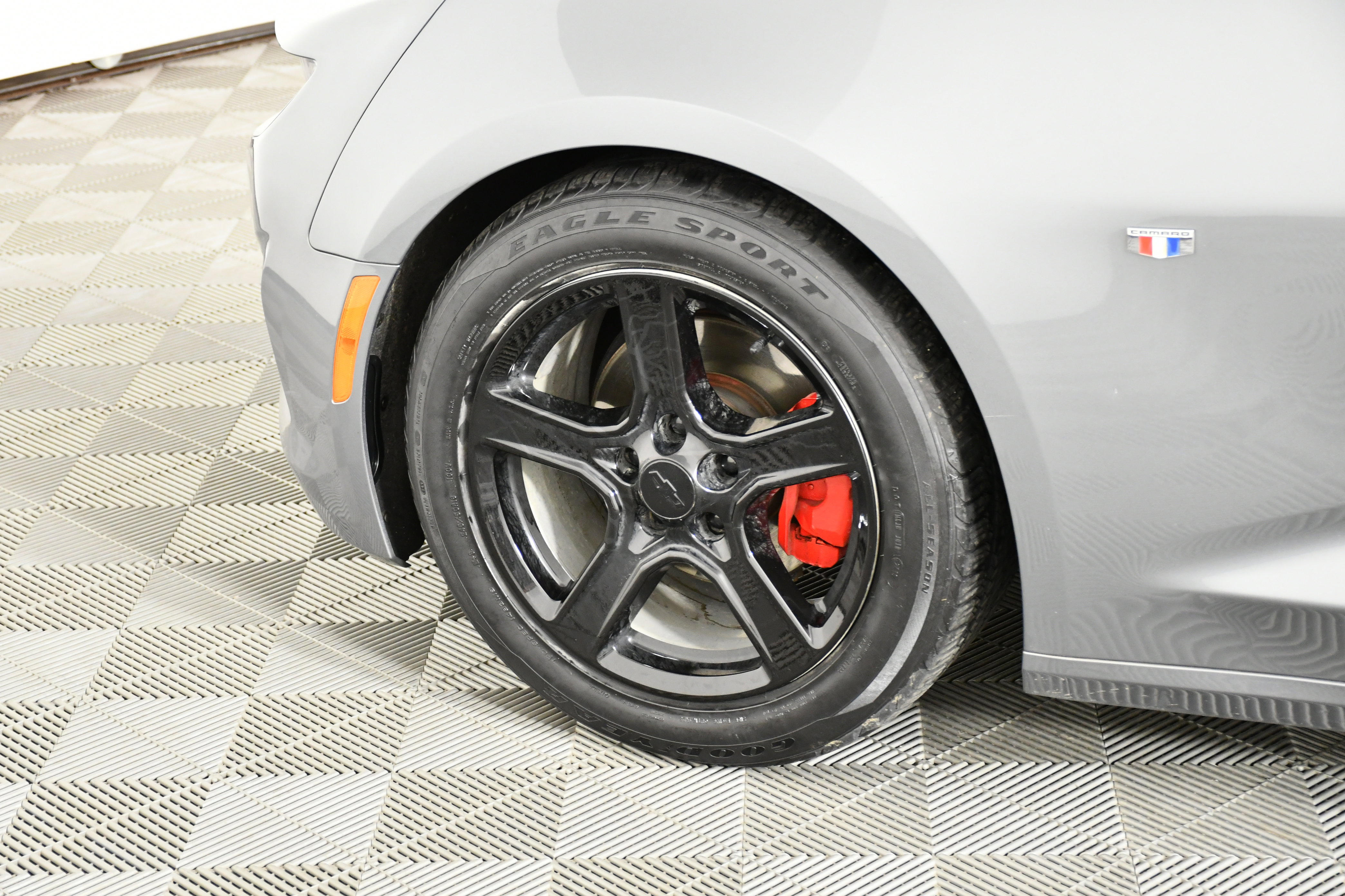 Used 2020 Chevrolet Camaro LT image 48