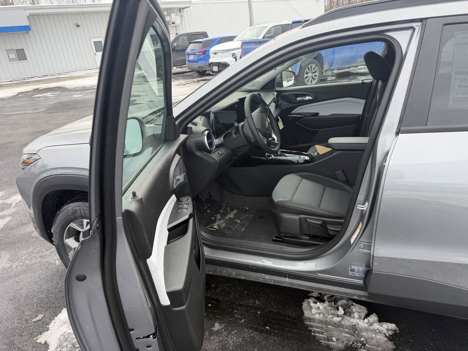 New 2026 Chevrolet Trax LT w/ Driver Confidence Package image 6