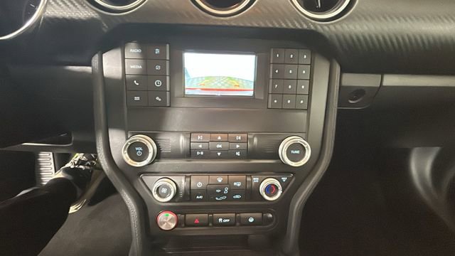 Used 2022 Ford Mustang Coupe RWD image 25