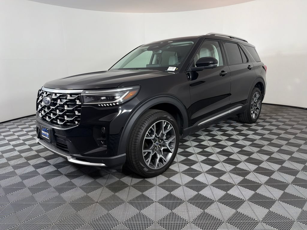 Used 2025 Ford Explorer Platinum w/ Ultimate Package AWD/4WD image 7