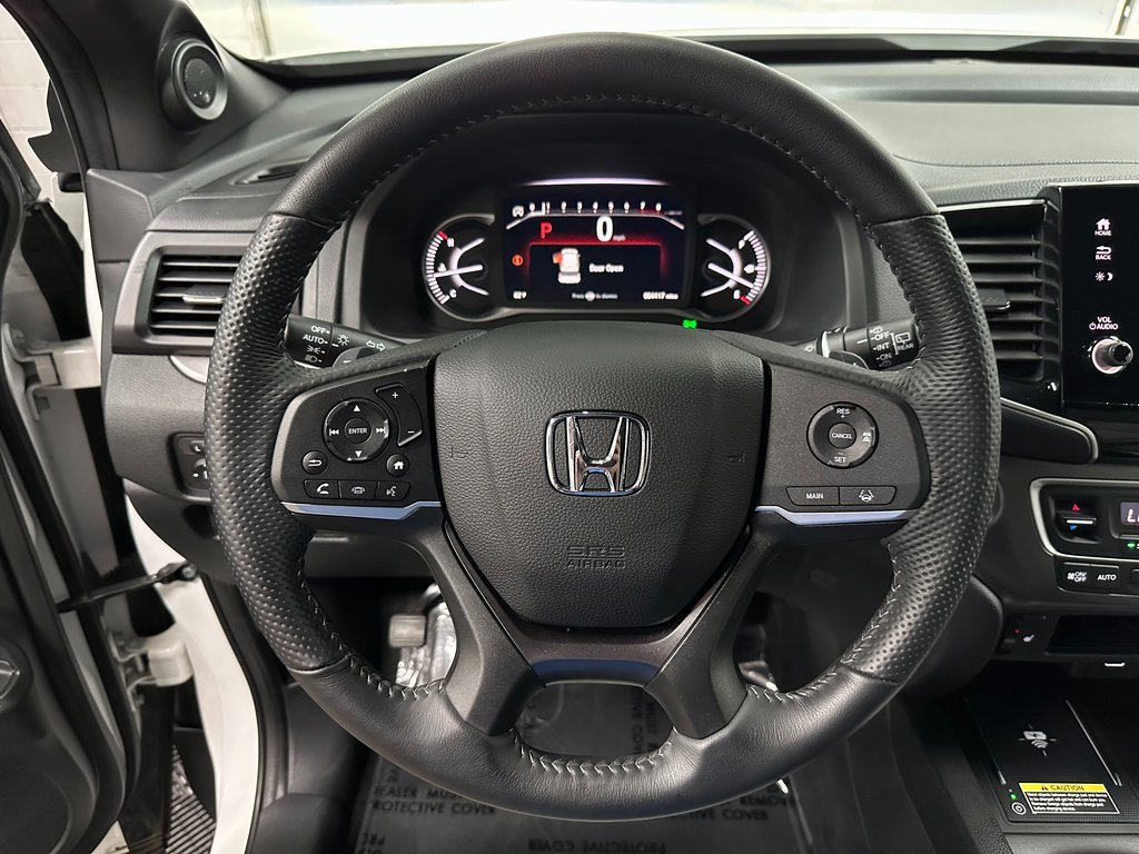 Used 2025 Honda Passport EX-L image 15