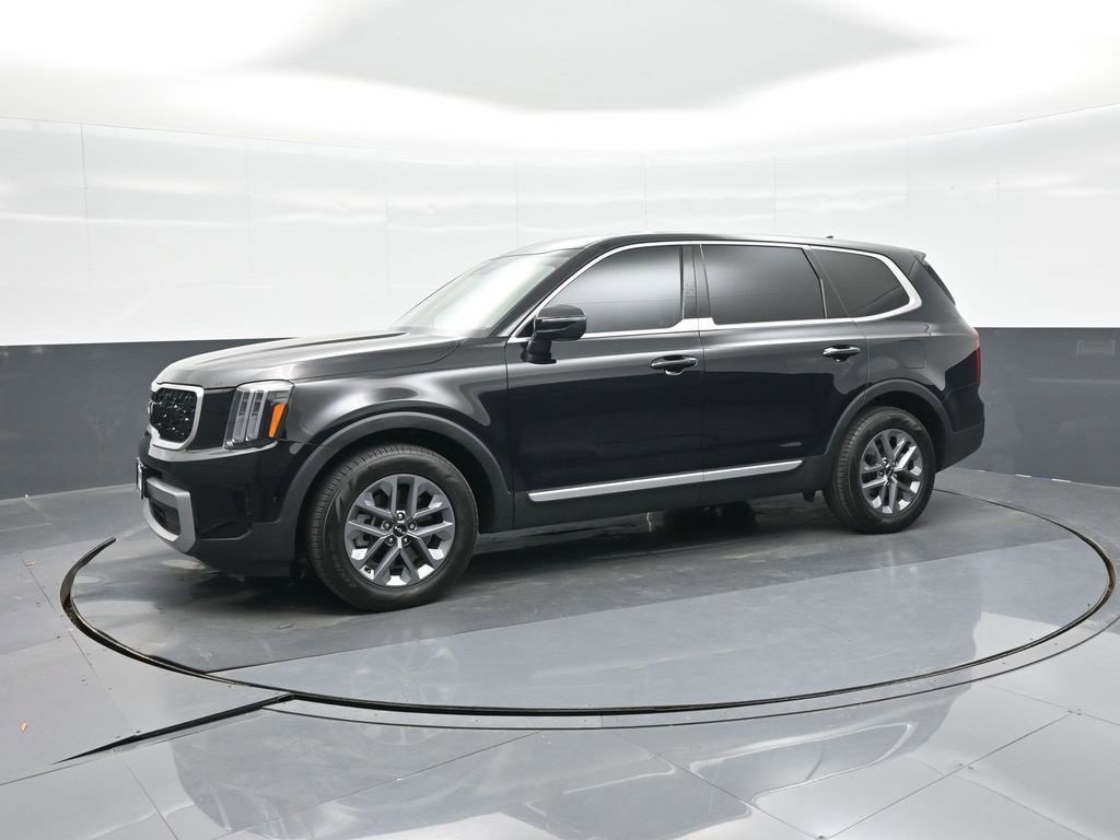 Used 2023 Kia Telluride LX