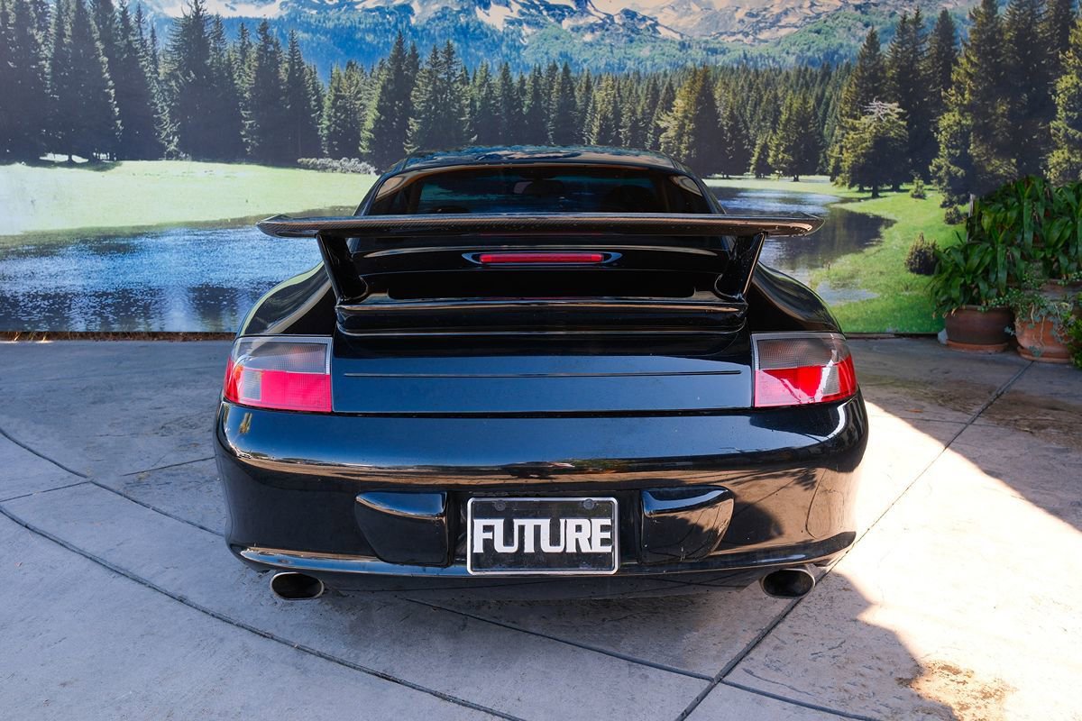 Used 2002 Porsche 911 Carrera RWD image 5