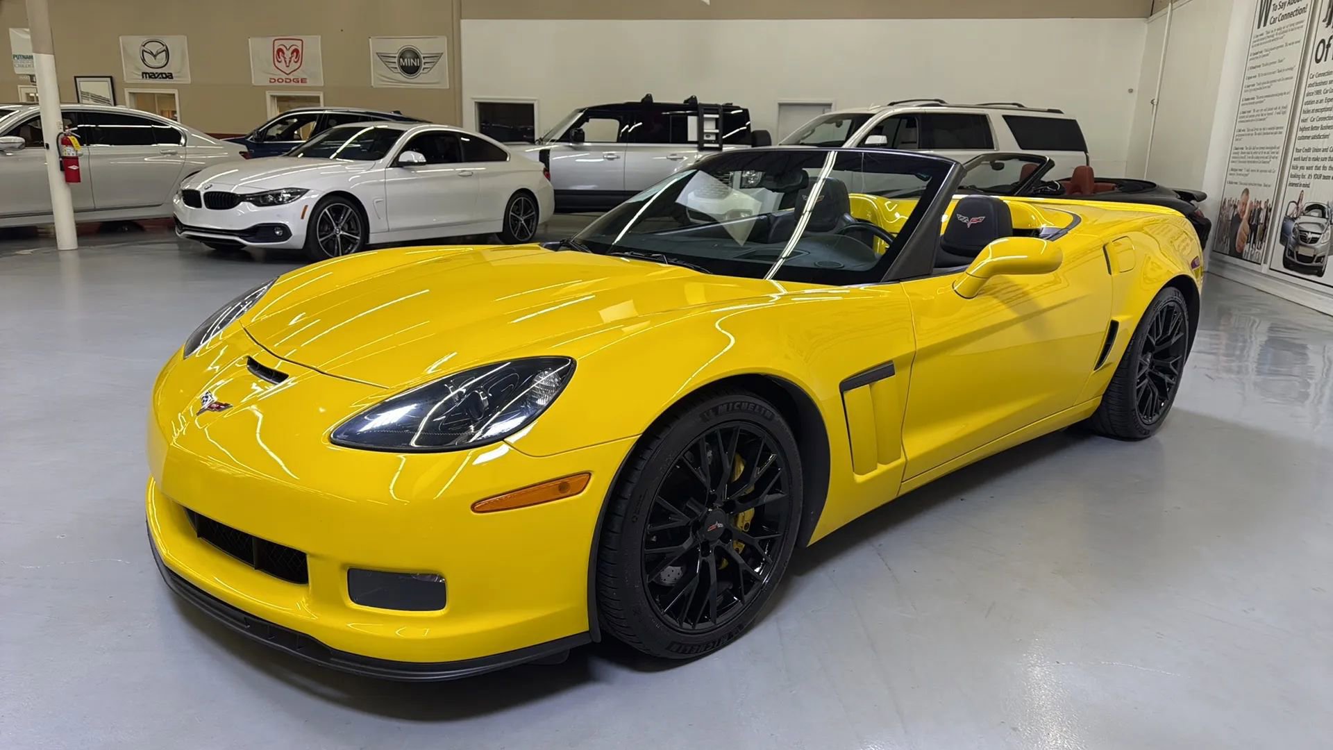 Used 2013 Chevrolet Corvette Grand Sport w/ 3LT Preferred Equipment Group image 5